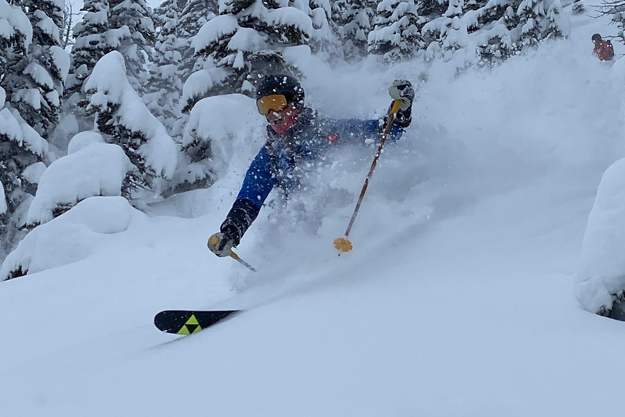 Pure Canadian Skiing 2o26