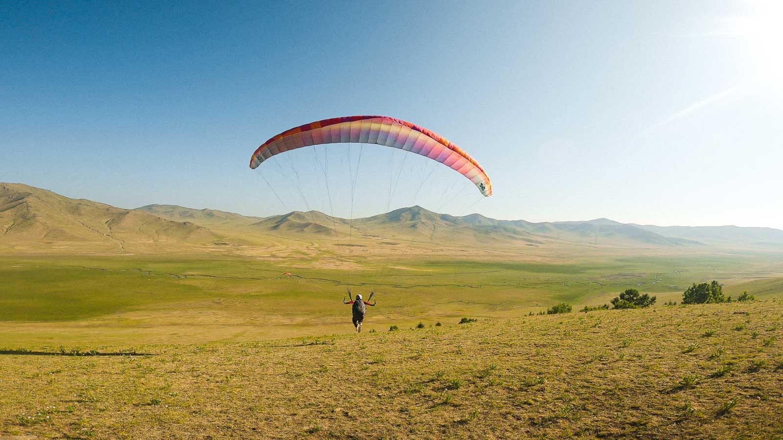 Parapente Roadtrip to Mongolia 2o26