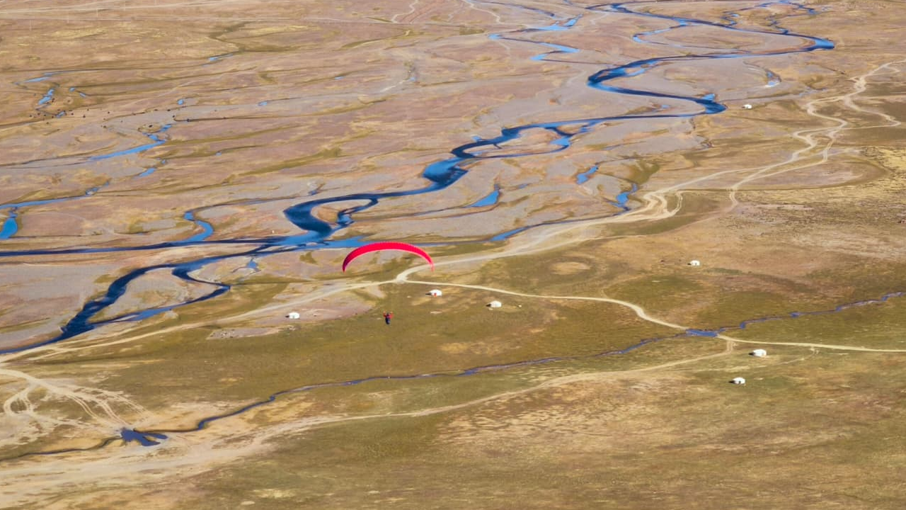 Parapente Roadtrip to Mongolia 2o26